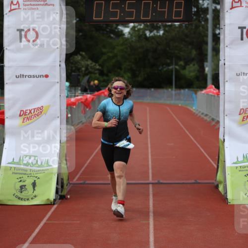 14.06.2026 - 7 Türme Triathlon Andreas Tolksdorf http://msf.ph/oto/9809415 14.06.2026 16:50:47 Ziel 1122 meine-sportfotos.de
