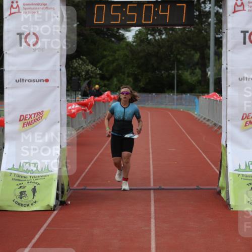 14.06.2026 - 7 Türme Triathlon Andreas Tolksdorf http://msf.ph/oto/9809435 14.06.2026 16:50:46 Ziel 1122 meine-sportfotos.de