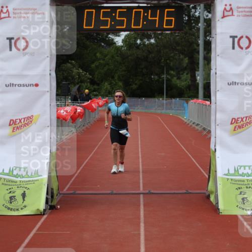 14.06.2026 - 7 Türme Triathlon Andreas Tolksdorf http://msf.ph/oto/9809438 14.06.2026 16:50:45 Ziel 1122 meine-sportfotos.de