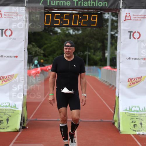 14.06.2026 - 7 Türme Triathlon Andreas Tolksdorf http://msf.ph/oto/9809450 14.06.2026 16:50:28 Ziel 766 meine-sportfotos.de