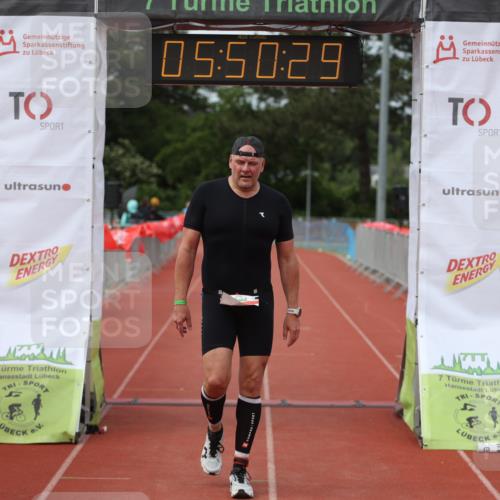 14.06.2026 - 7 Türme Triathlon Andreas Tolksdorf http://msf.ph/oto/9809468 14.06.2026 16:50:28 Ziel 766 meine-sportfotos.de