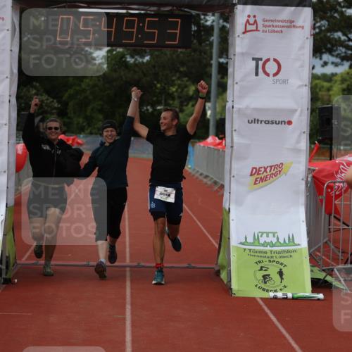 14.06.2026 - 7 Türme Triathlon Andreas Tolksdorf http://msf.ph/oto/9809542 14.06.2026 16:49:52 Ziel 767, 829, 861, 891 meine-sportfotos.de
