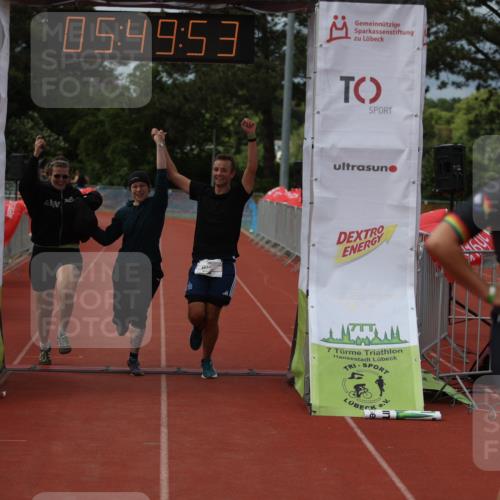 14.06.2026 - 7 Türme Triathlon Andreas Tolksdorf http://msf.ph/oto/9809555 14.06.2026 16:49:52 Ziel 767, 829, 861, 891 meine-sportfotos.de