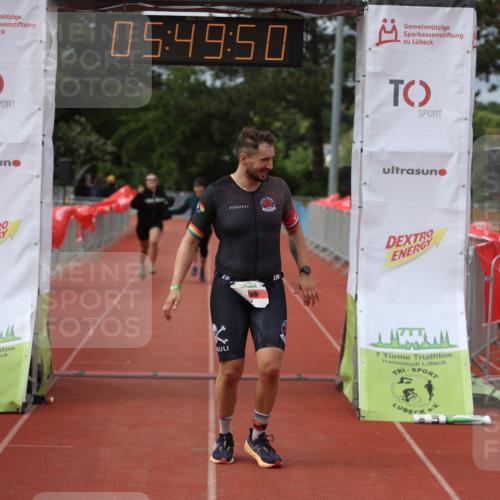 14.06.2026 - 7 Türme Triathlon Andreas Tolksdorf http://msf.ph/oto/9809559 14.06.2026 16:49:49 Ziel 767, 829, 861, 891 meine-sportfotos.de