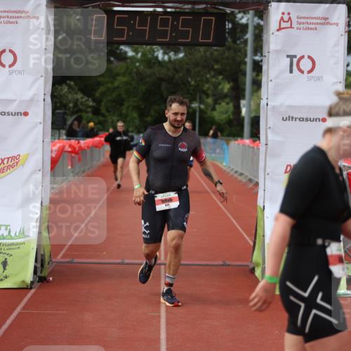 14.06.2026 - 7 Türme Triathlon Andreas Tolksdorf http://msf.ph/oto/9809574 14.06.2026 16:49:48 Ziel 767, 829, 861, 891 meine-sportfotos.de