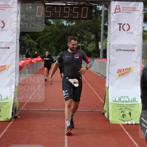 14.06.2026 - 7 Türme Triathlon Andreas Tolksdorf http://msf.ph/oto/9809580 14.06.2026 16:49:49 Ziel 767, 829, 861, 891 meine-sportfotos.de