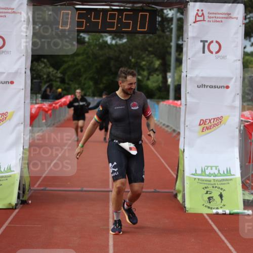 14.06.2026 - 7 Türme Triathlon Andreas Tolksdorf http://msf.ph/oto/9809583 14.06.2026 16:49:49 Ziel 767, 829, 861, 891 meine-sportfotos.de