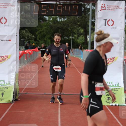 14.06.2026 - 7 Türme Triathlon Andreas Tolksdorf http://msf.ph/oto/9809585 14.06.2026 16:49:48 Ziel 767, 829, 861, 891 meine-sportfotos.de