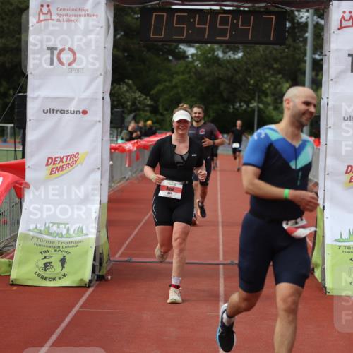 14.06.2026 - 7 Türme Triathlon Andreas Tolksdorf http://msf.ph/oto/9809597 14.06.2026 16:49:45 Ziel 767, 829, 861, 891 meine-sportfotos.de