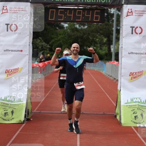 14.06.2026 - 7 Türme Triathlon Andreas Tolksdorf http://msf.ph/oto/9809611 14.06.2026 16:49:45 Ziel 767, 829, 861, 891 meine-sportfotos.de