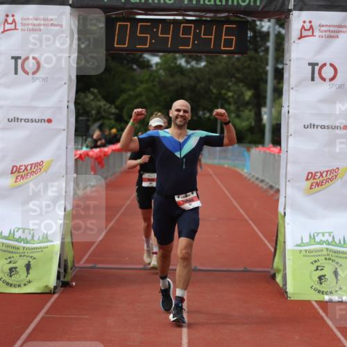 14.06.2026 - 7 Türme Triathlon Andreas Tolksdorf http://msf.ph/oto/9809612 14.06.2026 16:49:45 Ziel 767, 829, 861, 891 meine-sportfotos.de