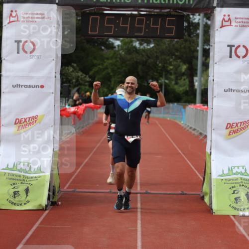 14.06.2026 - 7 Türme Triathlon Andreas Tolksdorf http://msf.ph/oto/9809630 14.06.2026 16:49:44 Ziel 767, 829, 861 meine-sportfotos.de