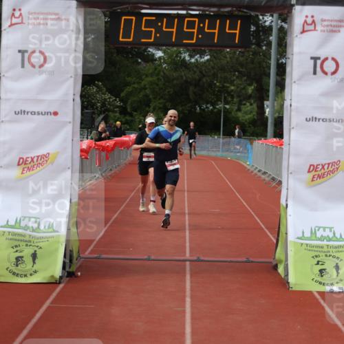 14.06.2026 - 7 Türme Triathlon Andreas Tolksdorf http://msf.ph/oto/9809632 14.06.2026 16:49:43 Ziel 767, 829, 861 meine-sportfotos.de