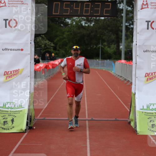 14.06.2026 - 7 Türme Triathlon Andreas Tolksdorf http://msf.ph/oto/9809642 14.06.2026 16:48:31 Ziel 631 meine-sportfotos.de