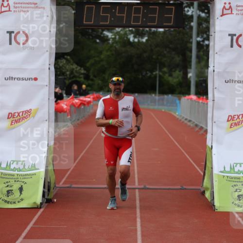 14.06.2026 - 7 Türme Triathlon Andreas Tolksdorf http://msf.ph/oto/9809647 14.06.2026 16:48:31 Ziel 631 meine-sportfotos.de