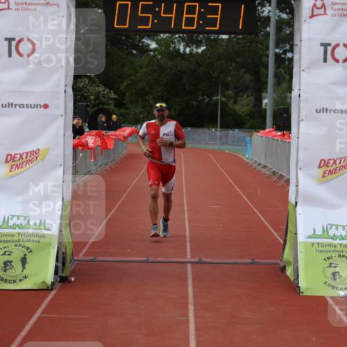 14.06.2026 - 7 Türme Triathlon Andreas Tolksdorf http://msf.ph/oto/9809670 14.06.2026 16:48:29 Ziel 631 meine-sportfotos.de