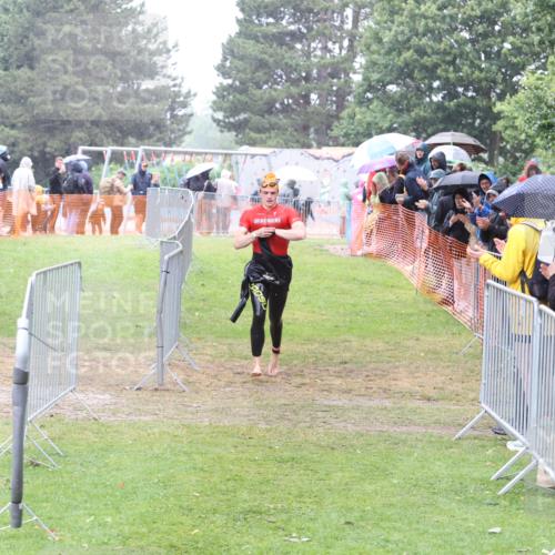 14.06.2026 - 7 Türme Triathlon Andreas Tolksdorf http://msf.ph/oto/9809733 14.06.2026 13:24:32 Schwimmen  meine-sportfotos.de