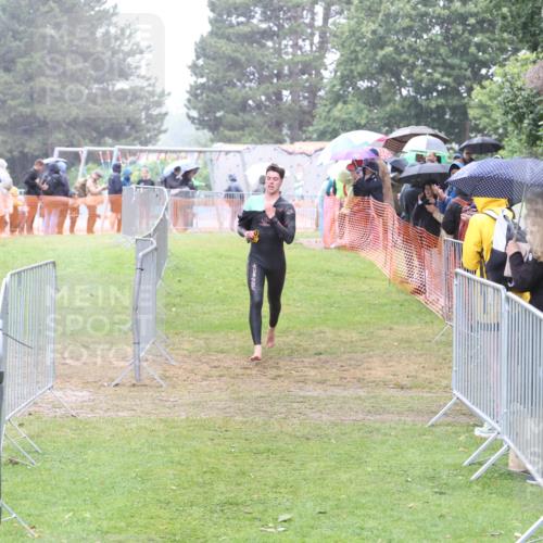 14.06.2026 - 7 Türme Triathlon Andreas Tolksdorf http://msf.ph/oto/9809737 14.06.2026 13:25:17 Schwimmen  meine-sportfotos.de
