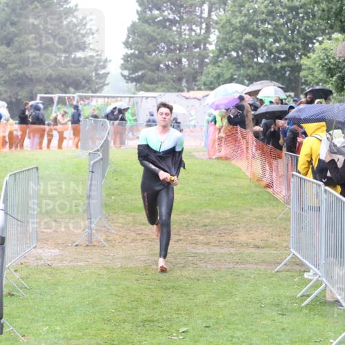 14.06.2026 - 7 Türme Triathlon Andreas Tolksdorf http://msf.ph/oto/9809740 14.06.2026 13:25:18 Schwimmen  meine-sportfotos.de