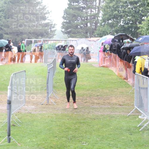 14.06.2026 - 7 Türme Triathlon Andreas Tolksdorf http://msf.ph/oto/9809777 14.06.2026 13:26:51 Schwimmen  meine-sportfotos.de