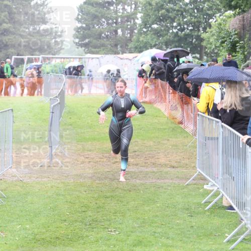 14.06.2026 - 7 Türme Triathlon Andreas Tolksdorf http://msf.ph/oto/9809794 14.06.2026 13:27:13 Schwimmen  meine-sportfotos.de