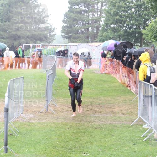 14.06.2026 - 7 Türme Triathlon Andreas Tolksdorf http://msf.ph/oto/9809811 14.06.2026 13:28:03 Schwimmen  meine-sportfotos.de