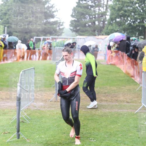 14.06.2026 - 7 Türme Triathlon Andreas Tolksdorf http://msf.ph/oto/9809815 14.06.2026 13:28:05 Schwimmen  meine-sportfotos.de
