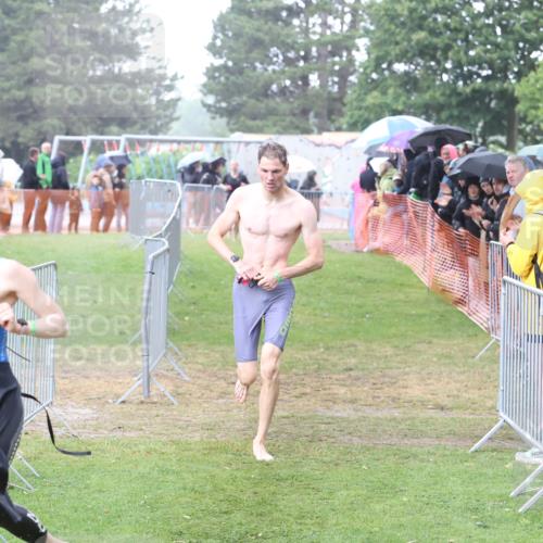 14.06.2026 - 7 Türme Triathlon Andreas Tolksdorf http://msf.ph/oto/9809831 14.06.2026 13:29:16 Schwimmen  meine-sportfotos.de