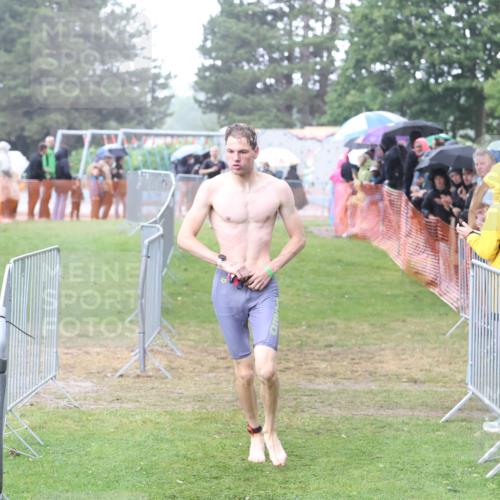 14.06.2026 - 7 Türme Triathlon Andreas Tolksdorf http://msf.ph/oto/9809833 14.06.2026 13:29:16 Schwimmen  meine-sportfotos.de