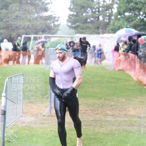 14.06.2026 - 7 Türme Triathlon Andreas Tolksdorf http://msf.ph/oto/9809856 14.06.2026 13:29:48 Schwimmen  meine-sportfotos.de