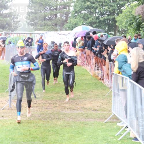 14.06.2026 - 7 Türme Triathlon Andreas Tolksdorf http://msf.ph/oto/9809861 14.06.2026 13:29:52 Schwimmen  meine-sportfotos.de
