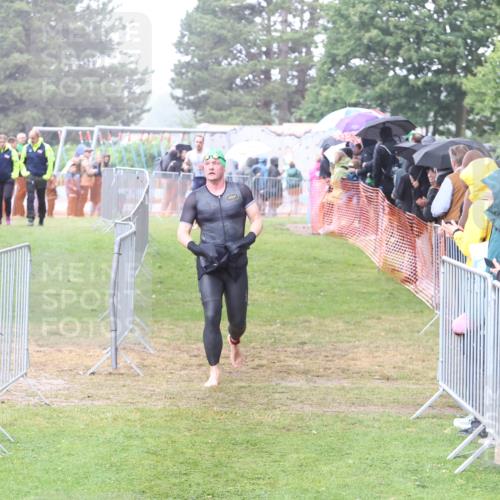 14.06.2026 - 7 Türme Triathlon Andreas Tolksdorf http://msf.ph/oto/9809899 14.06.2026 13:30:38 Schwimmen  meine-sportfotos.de