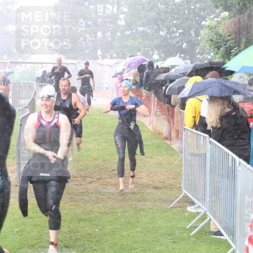 14.06.2026 - 7 Türme Triathlon Andreas Tolksdorf http://msf.ph/oto/9810014 14.06.2026 13:32:33 Schwimmen  meine-sportfotos.de