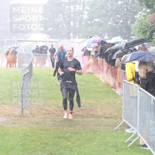 14.06.2026 - 7 Türme Triathlon Andreas Tolksdorf http://msf.ph/oto/9810030 14.06.2026 13:32:39 Schwimmen  meine-sportfotos.de