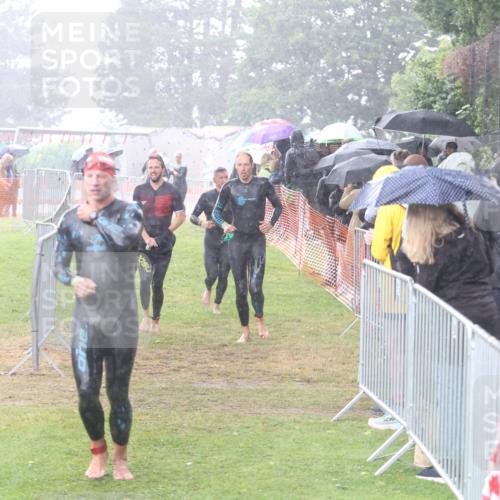 14.06.2026 - 7 Türme Triathlon Andreas Tolksdorf http://msf.ph/oto/9810061 14.06.2026 13:33:00 Schwimmen  meine-sportfotos.de