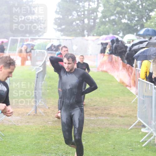 14.06.2026 - 7 Türme Triathlon Andreas Tolksdorf http://msf.ph/oto/9810137 14.06.2026 13:34:06 Schwimmen  meine-sportfotos.de
