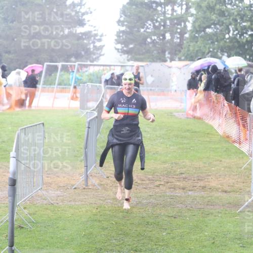 14.06.2026 - 7 Türme Triathlon Andreas Tolksdorf http://msf.ph/oto/9810165 14.06.2026 13:35:06 Schwimmen  meine-sportfotos.de