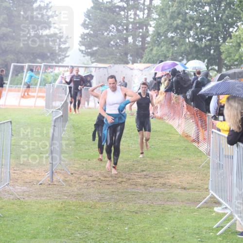 14.06.2026 - 7 Türme Triathlon Andreas Tolksdorf http://msf.ph/oto/9810179 14.06.2026 13:35:33 Schwimmen  meine-sportfotos.de