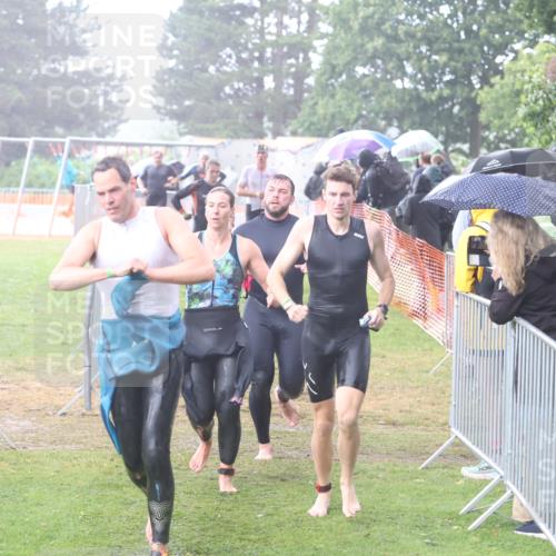 14.06.2026 - 7 Türme Triathlon Andreas Tolksdorf http://msf.ph/oto/9810183 14.06.2026 13:35:36 Schwimmen  meine-sportfotos.de