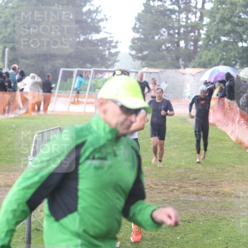 14.06.2026 - 7 Türme Triathlon Andreas Tolksdorf http://msf.ph/oto/9810191 14.06.2026 13:35:42 Schwimmen  meine-sportfotos.de
