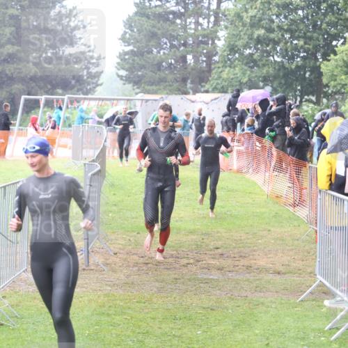 14.06.2026 - 7 Türme Triathlon Andreas Tolksdorf http://msf.ph/oto/9810251 14.06.2026 13:36:51 Schwimmen  meine-sportfotos.de