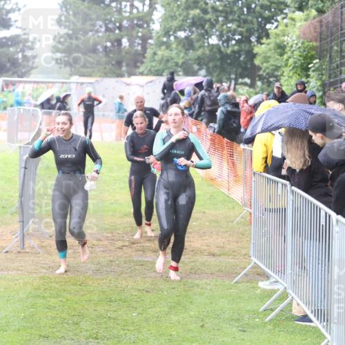 14.06.2026 - 7 Türme Triathlon Andreas Tolksdorf http://msf.ph/oto/9810264 14.06.2026 13:37:01 Schwimmen  meine-sportfotos.de