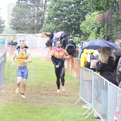 14.06.2026 - 7 Türme Triathlon Andreas Tolksdorf http://msf.ph/oto/9810289 14.06.2026 13:37:51 Schwimmen  meine-sportfotos.de