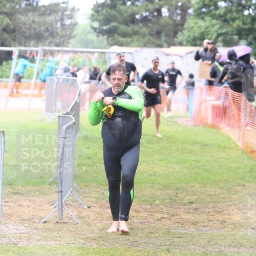 14.06.2026 - 7 Türme Triathlon Andreas Tolksdorf http://msf.ph/oto/9810327 14.06.2026 13:38:45 Schwimmen  meine-sportfotos.de