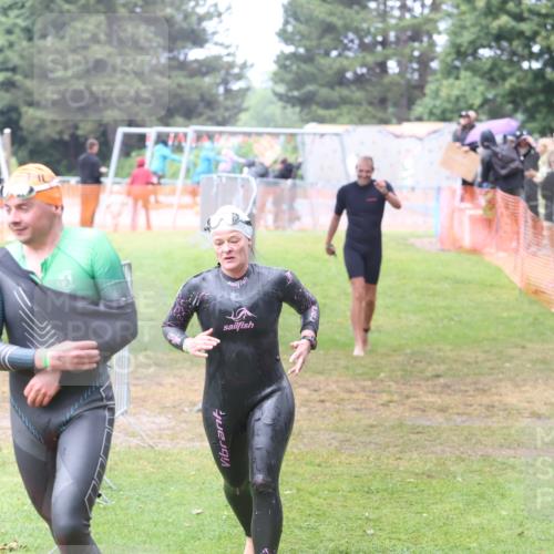 14.06.2026 - 7 Türme Triathlon Andreas Tolksdorf http://msf.ph/oto/9810363 14.06.2026 13:39:29 Schwimmen  meine-sportfotos.de