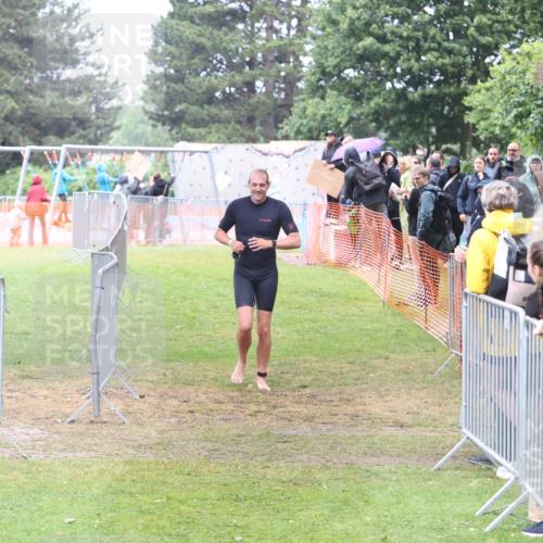 14.06.2026 - 7 Türme Triathlon Andreas Tolksdorf http://msf.ph/oto/9810364 14.06.2026 13:39:30 Schwimmen  meine-sportfotos.de