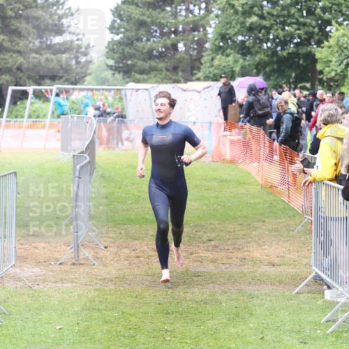 14.06.2026 - 7 Türme Triathlon Andreas Tolksdorf http://msf.ph/oto/9810371 14.06.2026 13:39:48 Schwimmen  meine-sportfotos.de