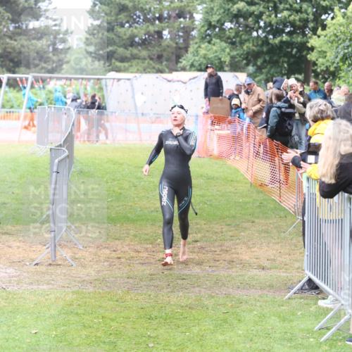 14.06.2026 - 7 Türme Triathlon Andreas Tolksdorf http://msf.ph/oto/9810394 14.06.2026 13:40:26 Schwimmen  meine-sportfotos.de