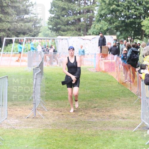 14.06.2026 - 7 Türme Triathlon Andreas Tolksdorf http://msf.ph/oto/9810403 14.06.2026 13:40:49 Schwimmen  meine-sportfotos.de