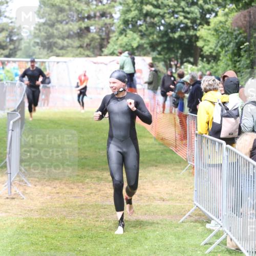 14.06.2026 - 7 Türme Triathlon Andreas Tolksdorf http://msf.ph/oto/9810427 14.06.2026 13:41:27 Schwimmen  meine-sportfotos.de